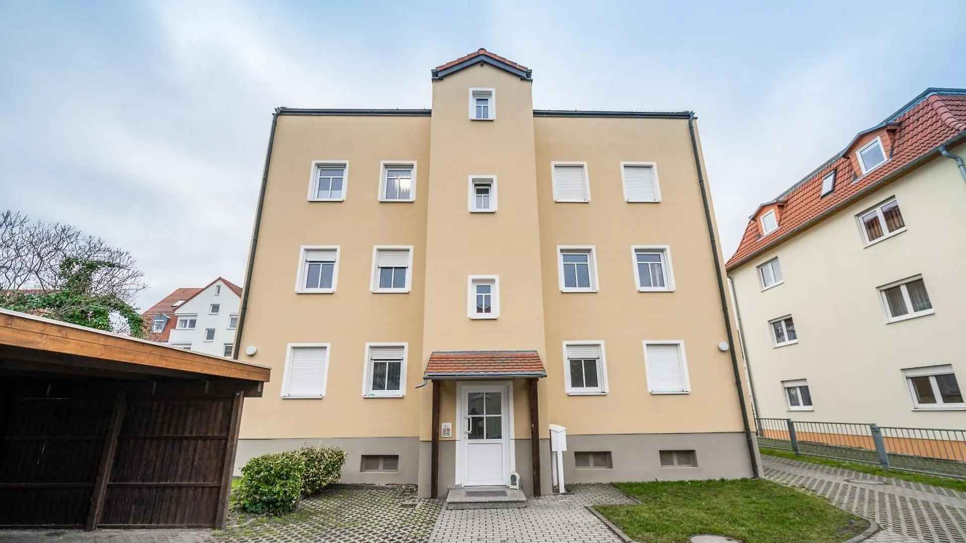 Daire Cozyhomz Ferienwohnung Bis 5 Personen Mit Stellplatz Dresden