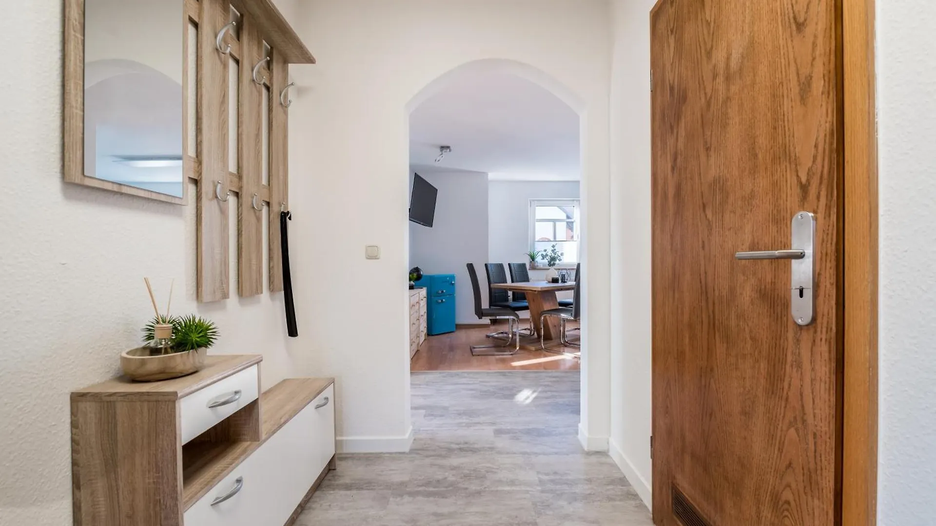 Daire Cozyhomz Ferienwohnung Bis 5 Personen Mit Stellplatz Dresden