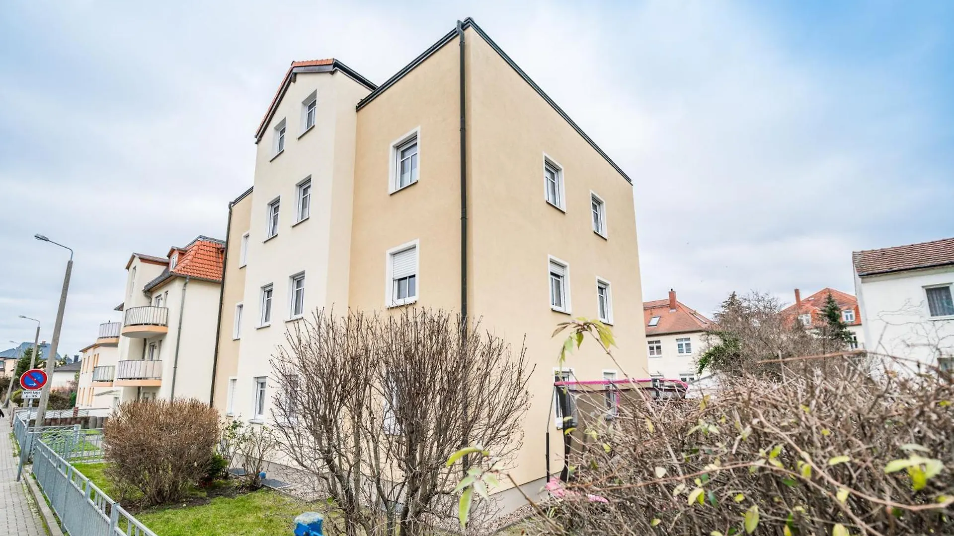 Cozyhomz Ferienwohnung Bis 5 Personen Mit Stellplatz Dresden Almanya